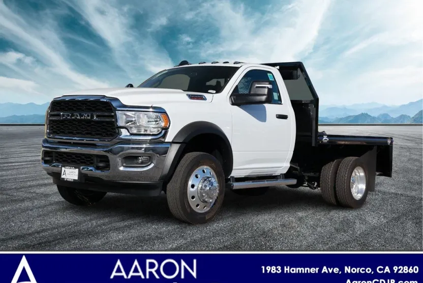 2024 Ram 5500 Tradesman photo 1