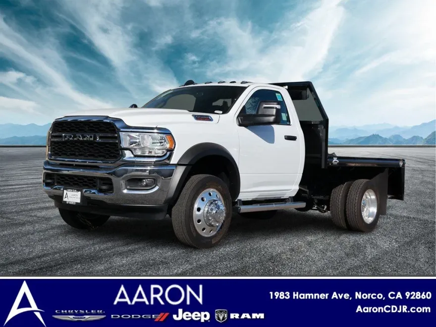 2024 Ram 5500 Tradesman photo 1