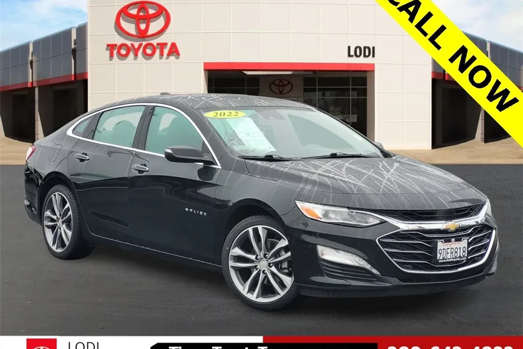 2022 Chevrolet Malibu Premier photo 1