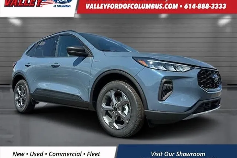 2026 Ford Escape ST-Line photo 1