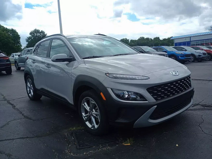 2023 Hyundai Kona SEL photo 1