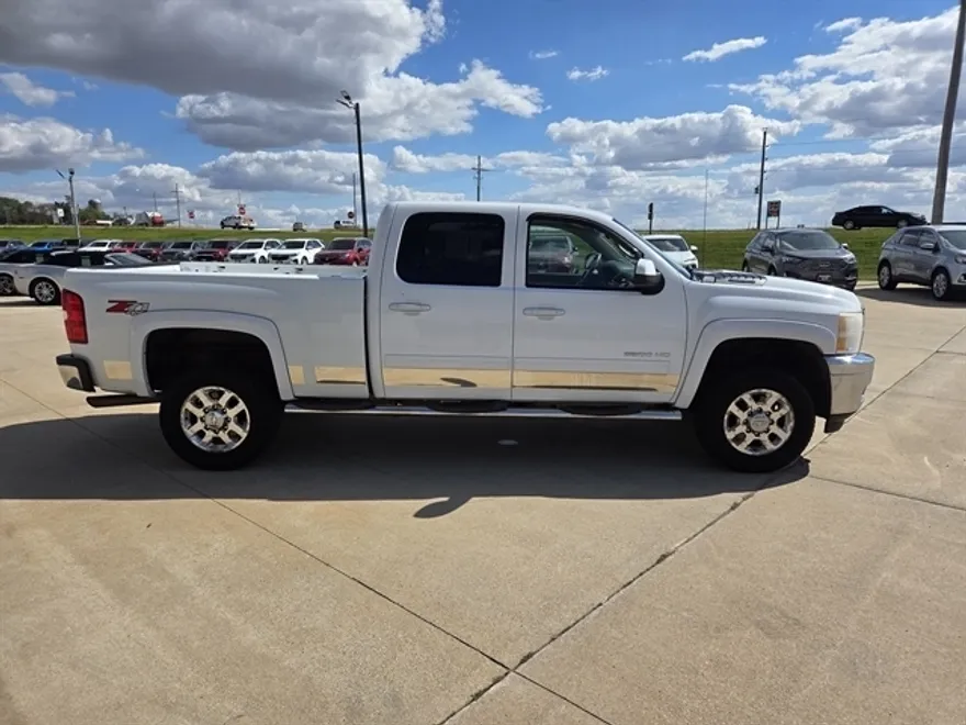2011 Chevrolet Silverado 2500HD LTZ photo 1