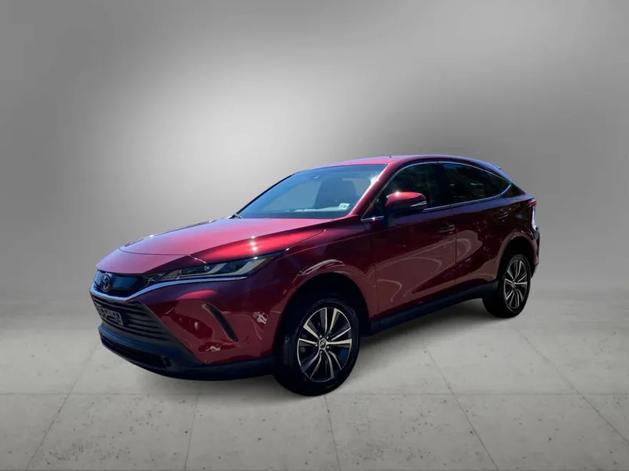 2023 Toyota Venza LE photo 1