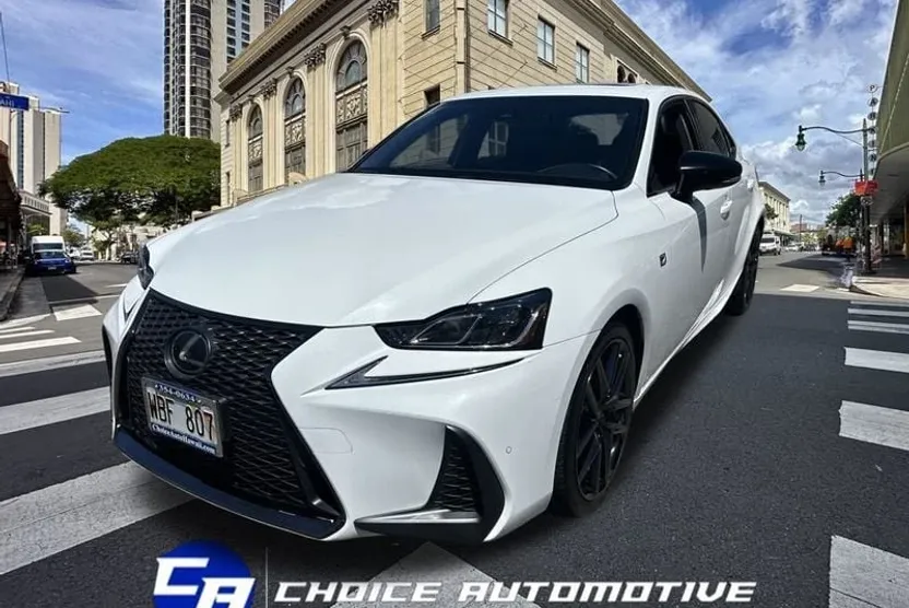 2020 Lexus IS 300 F SPORT photo 1