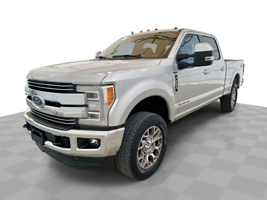 2019 Ford F-250 Lariat photo 1