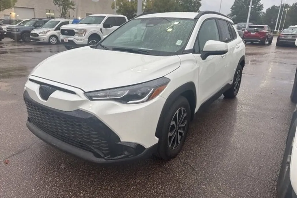 2023 Toyota Corolla Cross Hybrid S photo 1