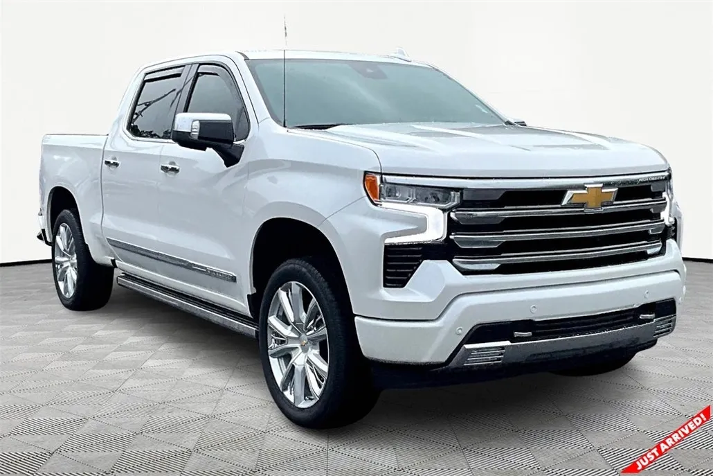2025 Chevrolet Silverado 1500 High Country photo 1