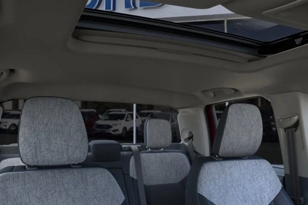 2025 Ford Maverick XLT photo 1