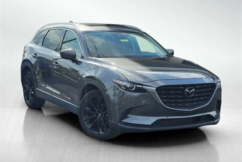 2022 Mazda CX-9 Touring photo 1