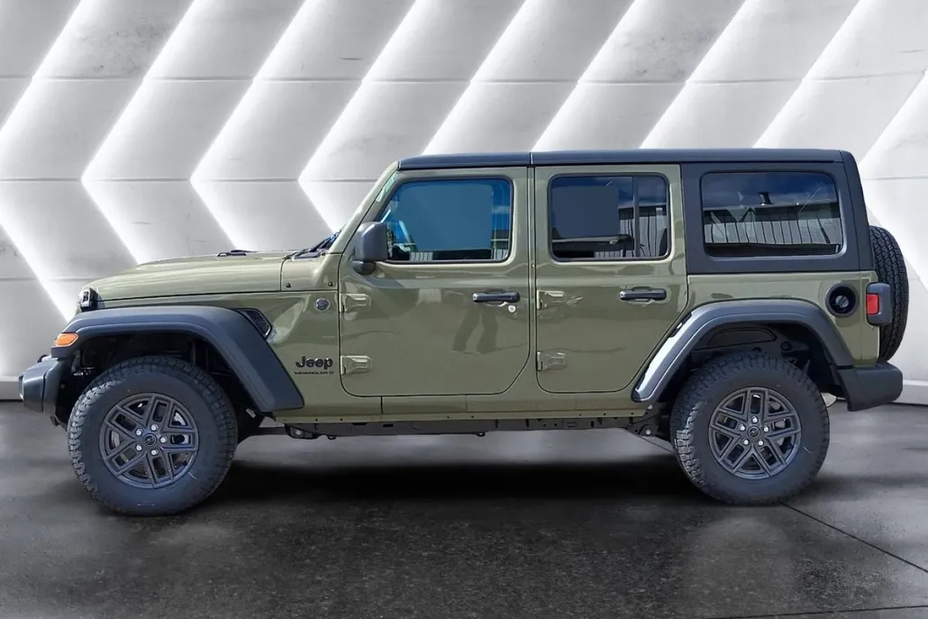 2025 Jeep Wrangler Sport RHD photo 1