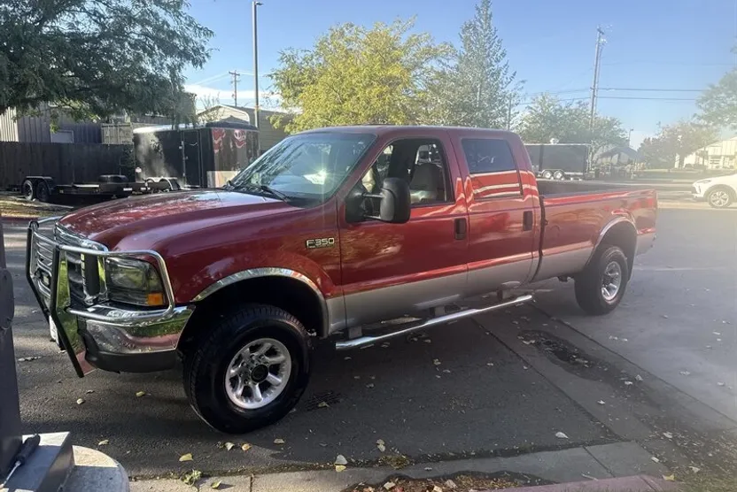 1999 Ford F-350 Lariat photo 1