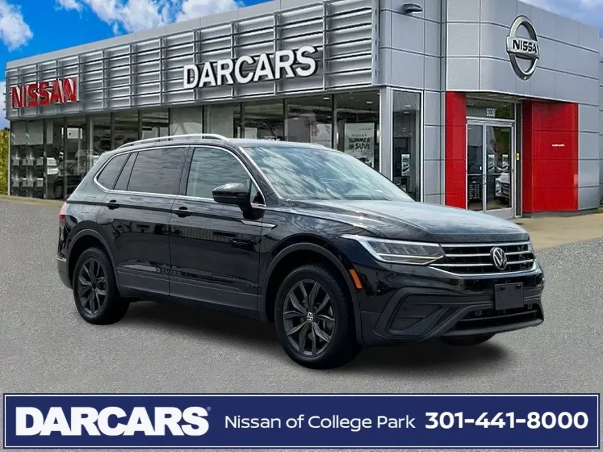 2022 Volkswagen Tiguan SE photo 1