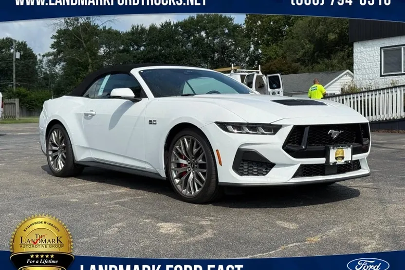 2024 Ford Mustang GT Premium Convertible photo 1