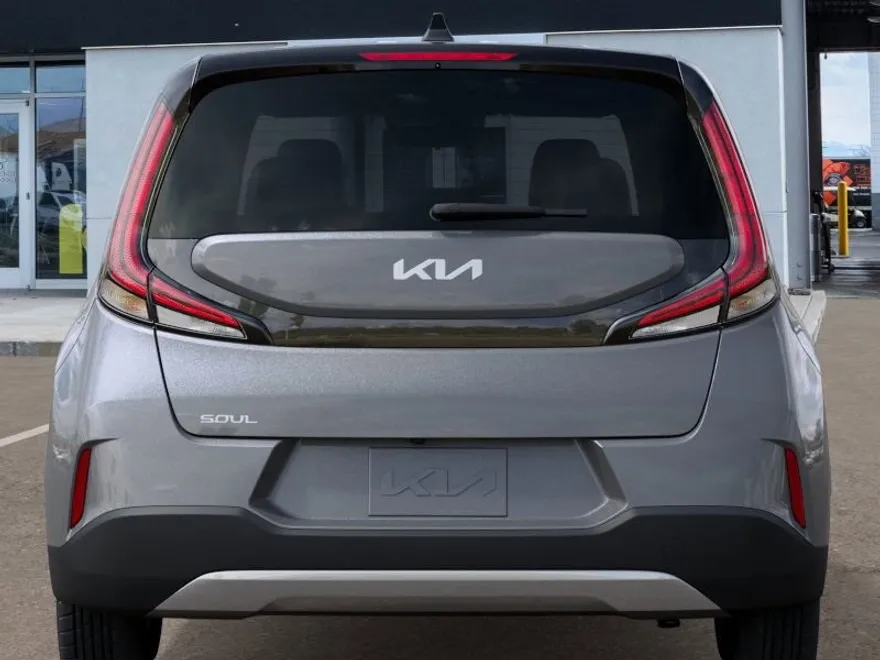 2025 Kia Soul LX photo 1