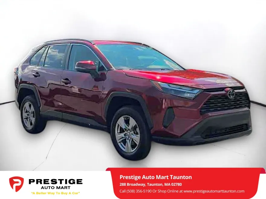 2023 Toyota RAV4 XLE photo 1