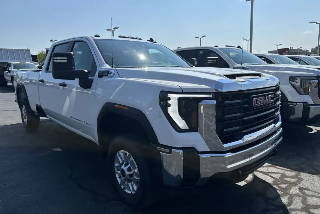 2025 Gmc Sierra 2500 HD Pro photo 1