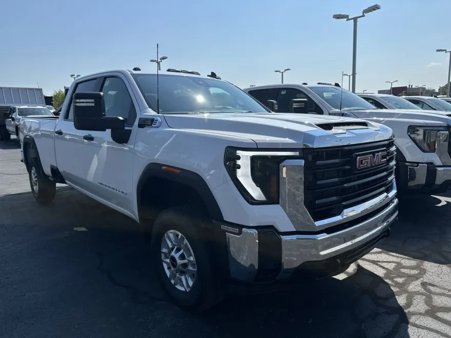 2025 Gmc Sierra 2500 HD Pro photo 1