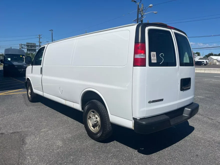 2020 Chevrolet Express Cargo Work Van 2500 photo 1