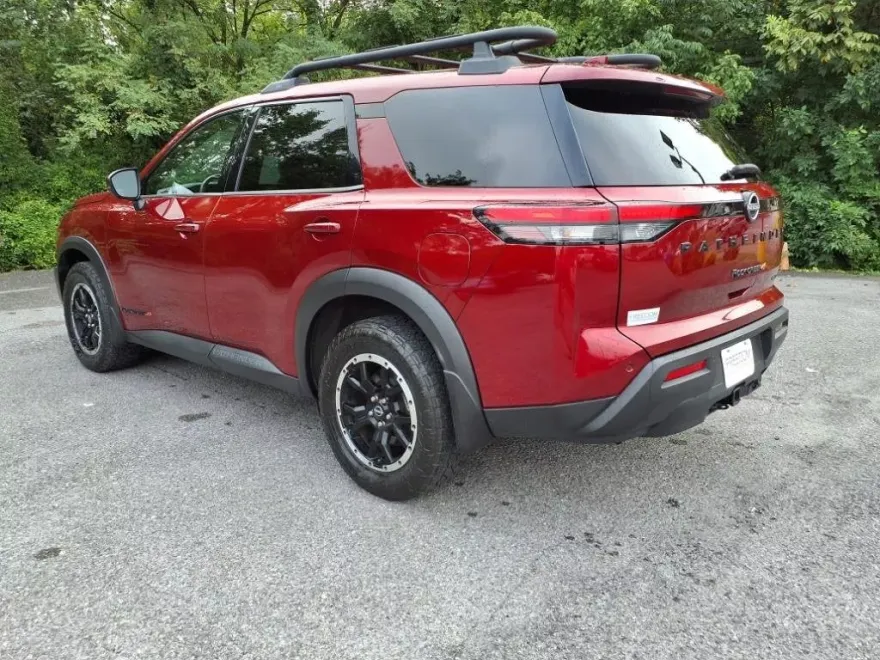 2023 Nissan Pathfinder Rock Creek photo 1