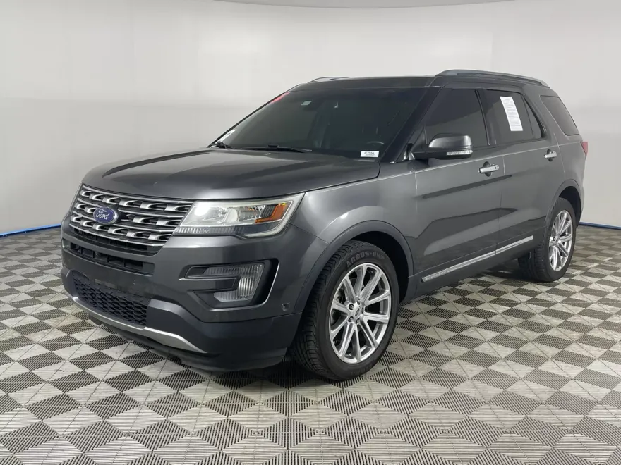 2016 Ford Explorer Limited photo 1