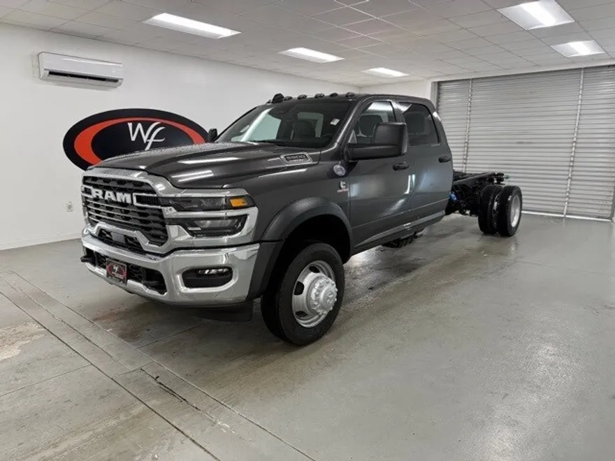 2025 Ram 3500 Tradesman photo 1