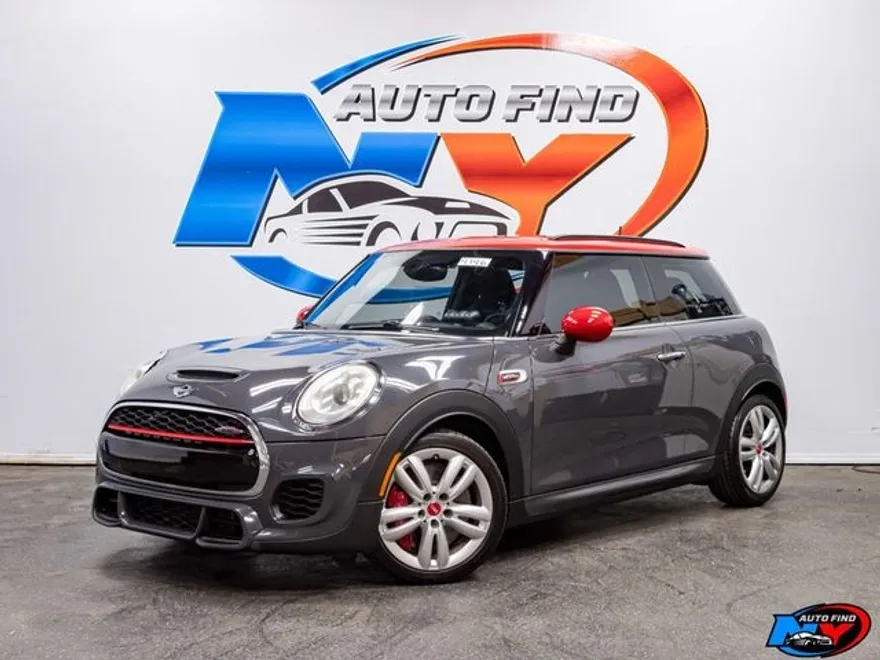 2017 Mini Cooper Hardtop John Cooper Works photo 1