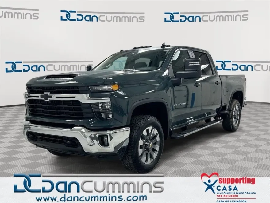 2025 Chevrolet Silverado 2500HD LT photo 1