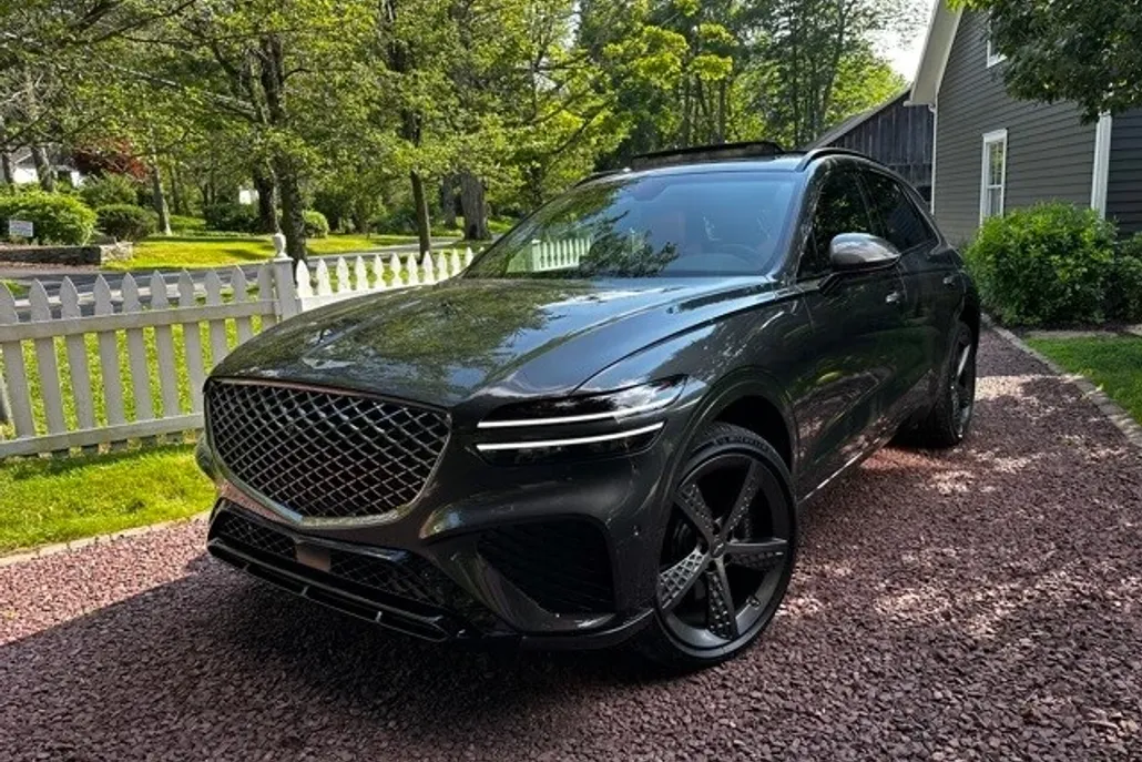 2025 Genesis GV70 3.5T Sport photo 1