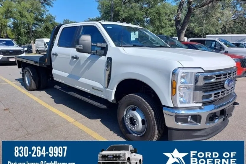 2025 Ford F-350 photo 1