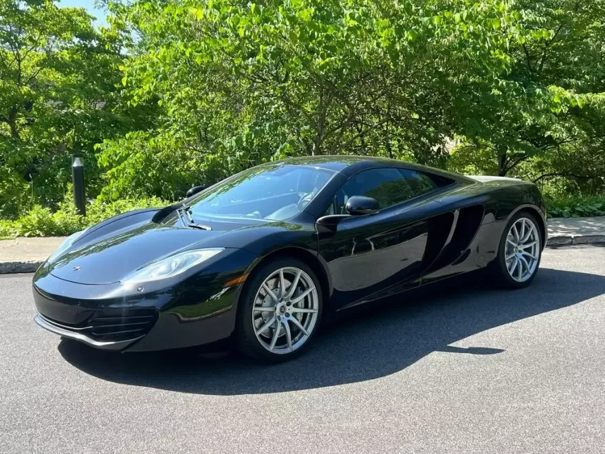 2012 Mclaren MP4-12C photo 1