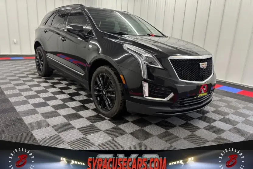 2021 Cadillac XT5 Sport photo 1