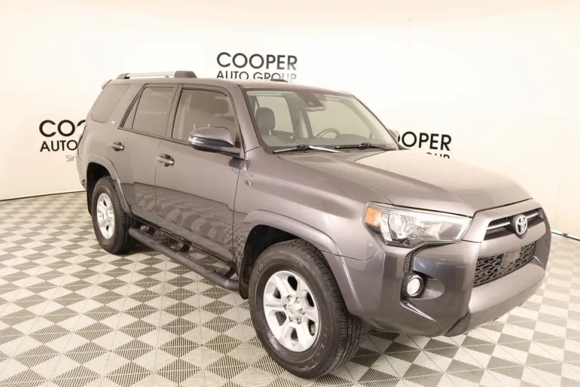 2020 Toyota 4Runner SR5 Premium photo 1