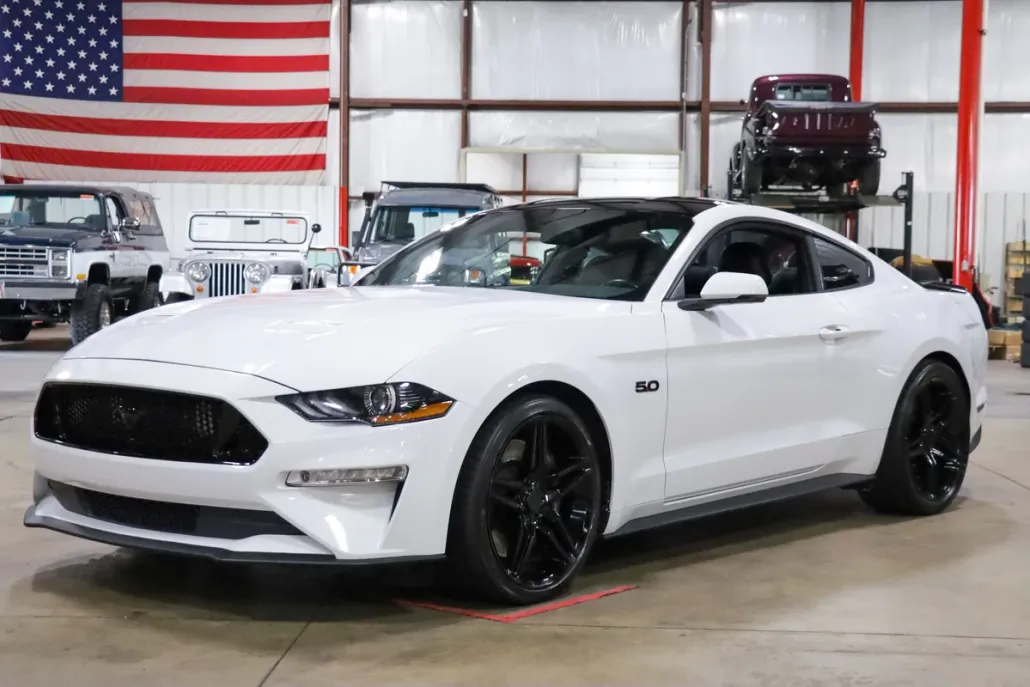 2019 Ford Mustang GT photo 1
