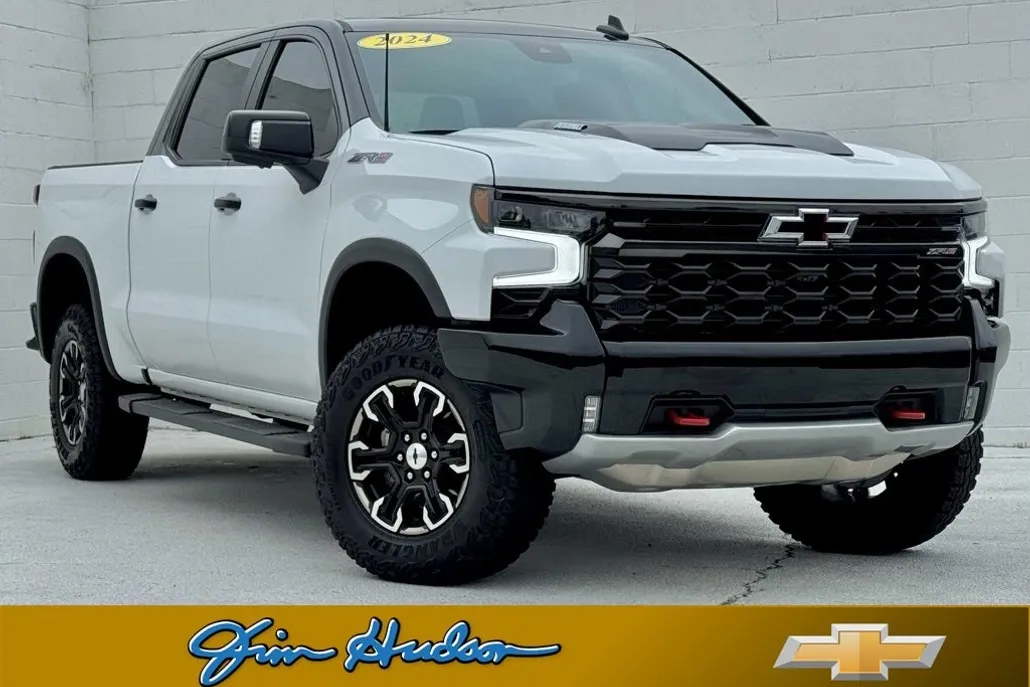 2024 Chevrolet Silverado 1500 ZR2 photo 1