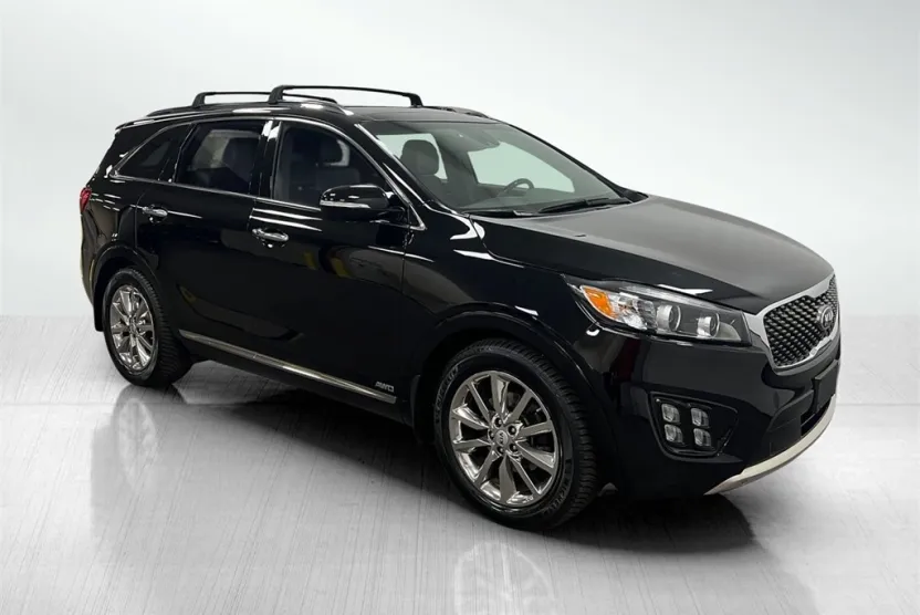 2017 Kia Sorento SX Limited photo 1