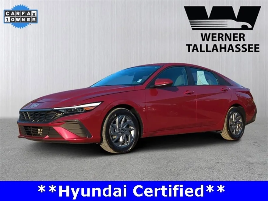2024 Hyundai Elantra SEL photo 1
