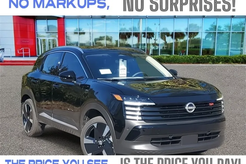 2025 Nissan Kicks SR photo 1