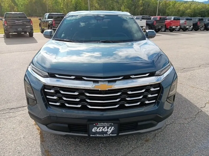 2026 Chevrolet Equinox LT photo 1