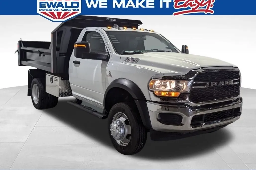 2024 Ram 4500 photo 1