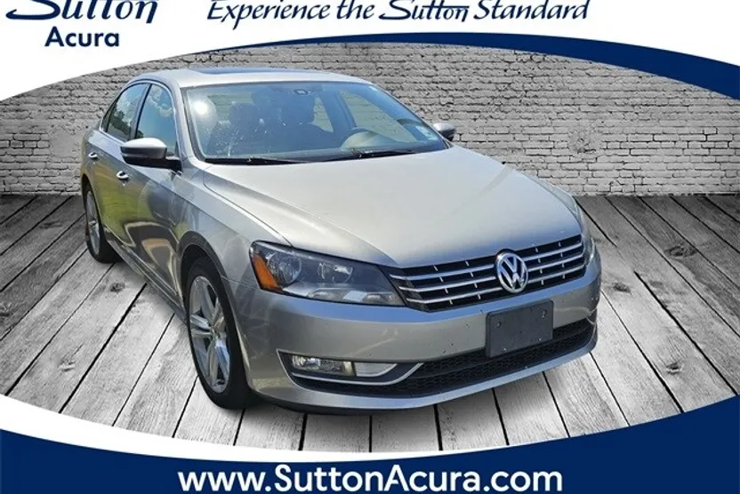2014 Volkswagen Passat TDI SEL Premium photo 1