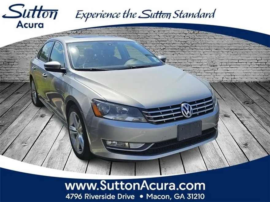 2014 Volkswagen Passat TDI SEL Premium photo 1