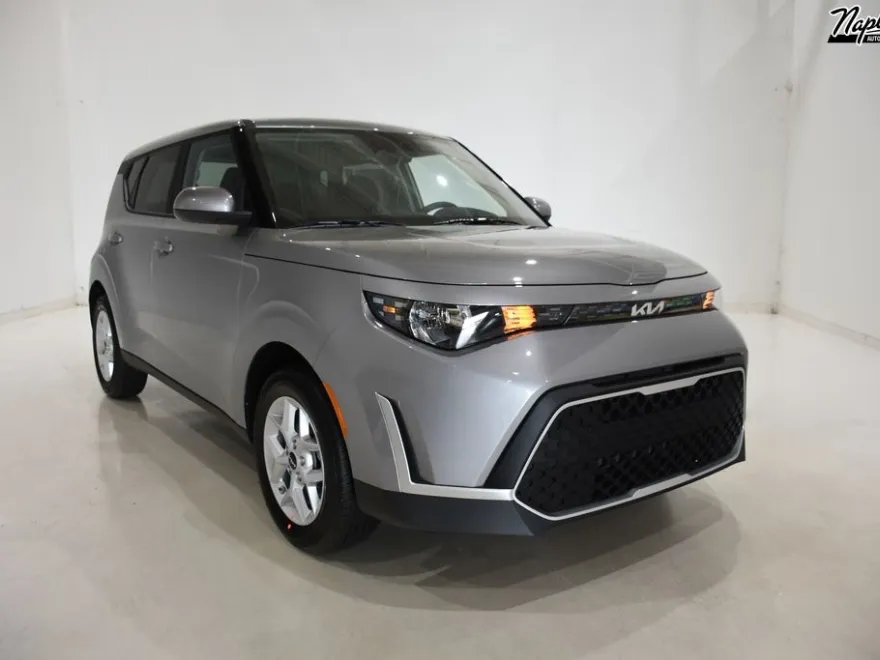 2025 Kia Soul S photo 1