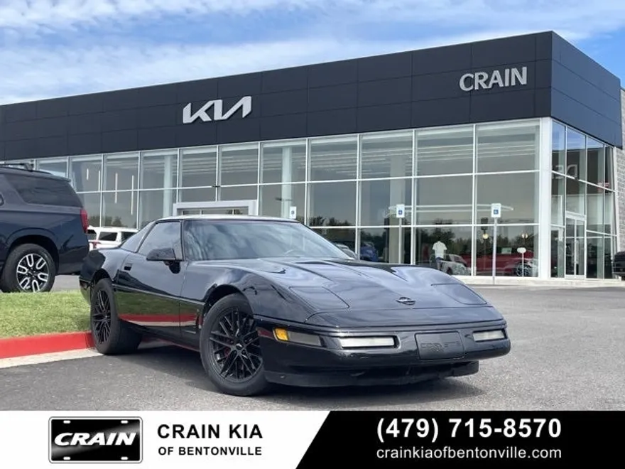 1996 Chevrolet Corvette Base photo 1