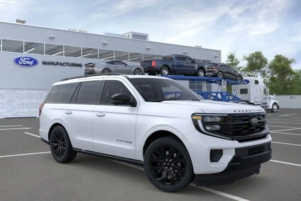 2025 Ford Expedition Platinum photo 1