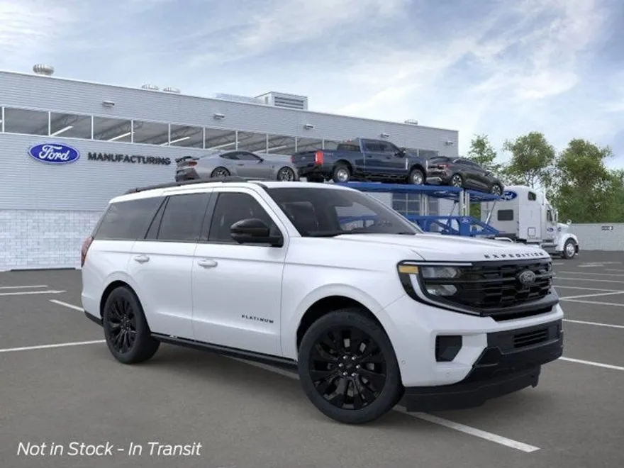 2025 Ford Expedition Platinum photo 1