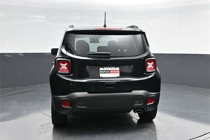 2021 Jeep Renegade Latitude photo 1