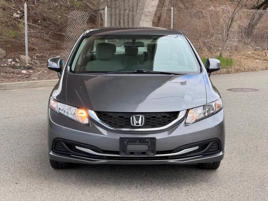 2013 Honda Civic LX photo 1