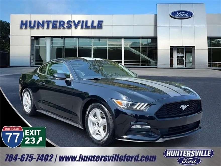 2017 Ford Mustang V6 photo 1