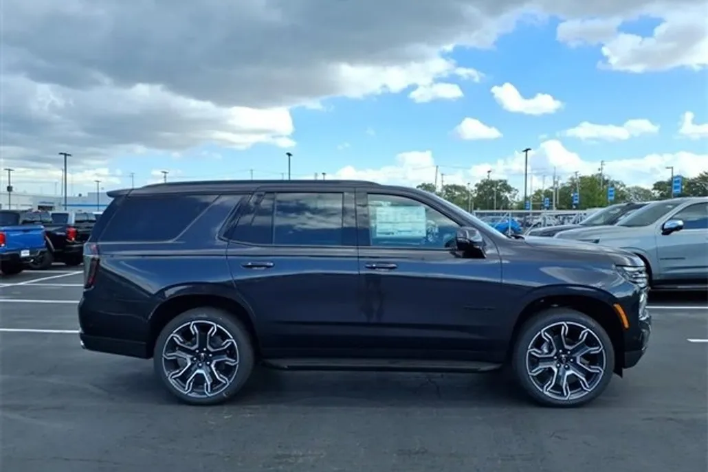 2026 Chevrolet Tahoe RST photo 1