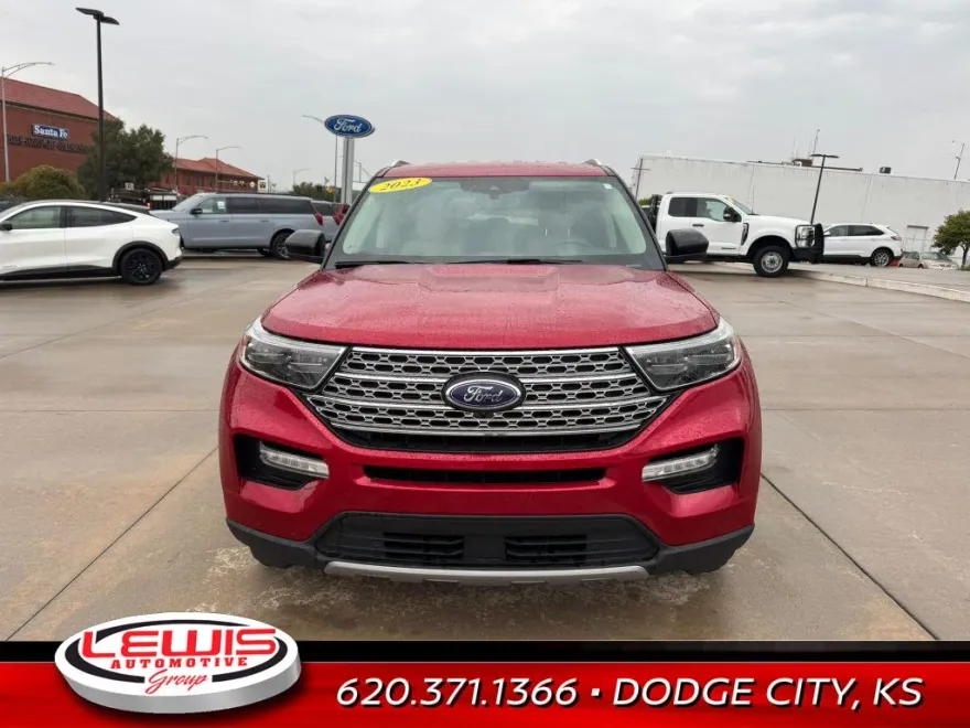 2023 Ford Explorer Limited photo 1
